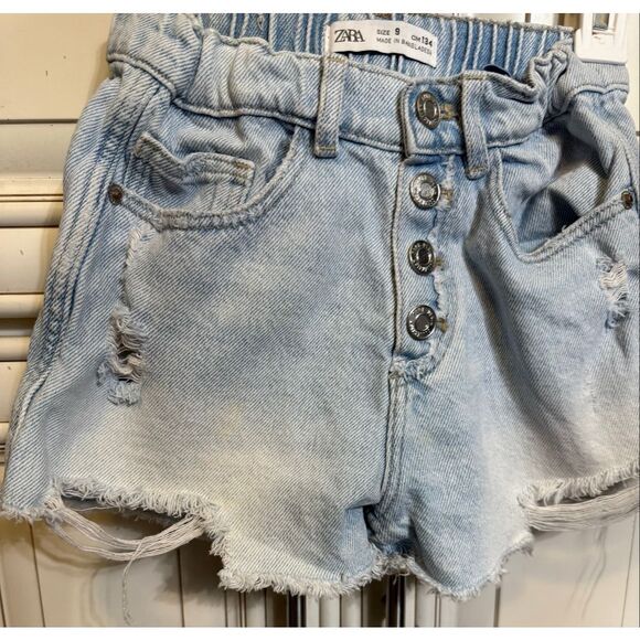 ZARA Girls Elastic Waist Button Fly Distressed Denim Jean Shorts Light Blue Sz 9 - Picture 6 of 7